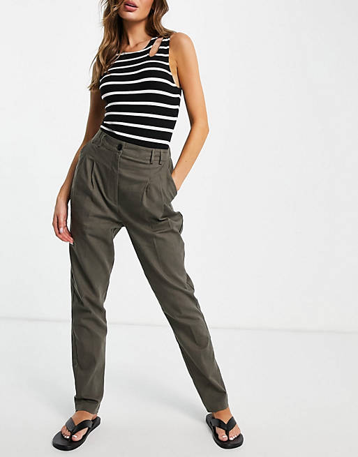 Women high waist slim peg trouser in khaki linen 