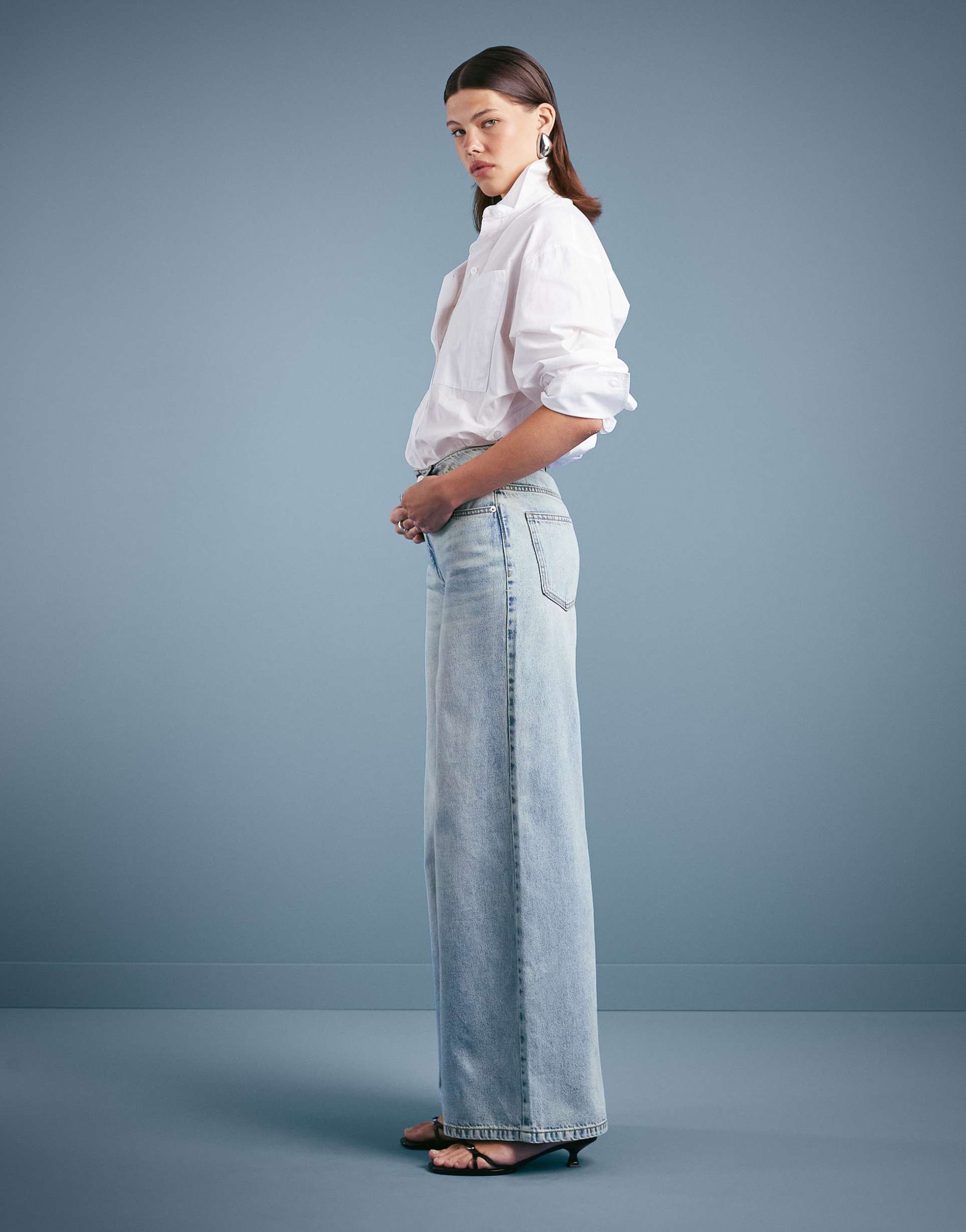 asos design high waist wide leg jeans in vintage wash