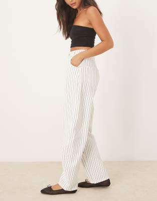 Asos Design High Waisted Barrel Leg Jeans In White