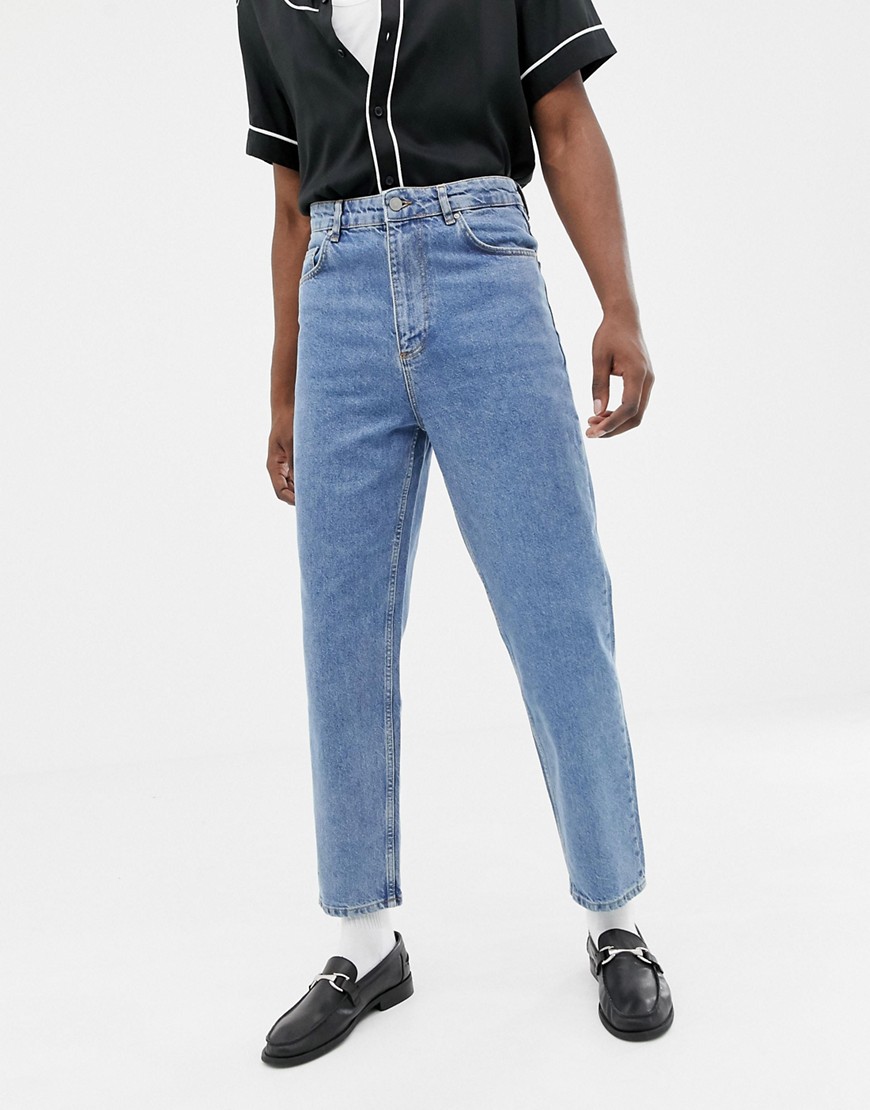 High waisted jeans in vintage mid wash blue
