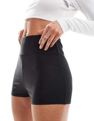 Black high waisted shorts h best sale