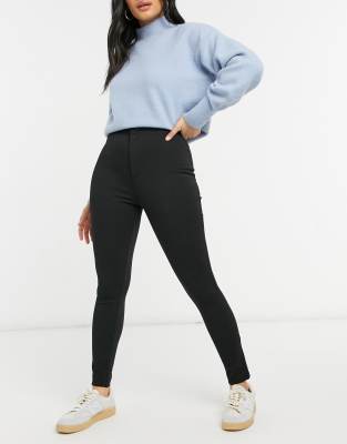 black stretch pants with pockets