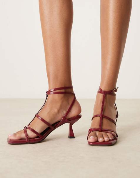 ASOS DESIGN – Highlight – Mörkröda sandaler med halvhög klack och remmar - view 1