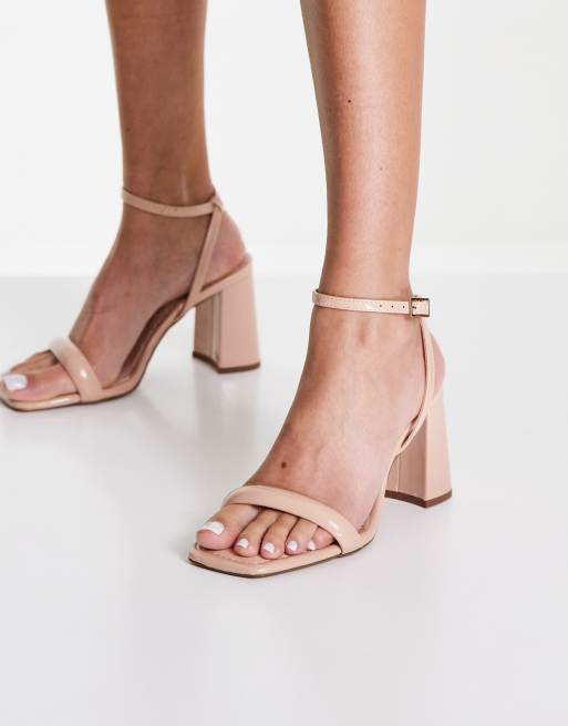 ASOS DESIGN – Hilton – Beige remsandaler med blockklack och bred passform  , 2 av 4