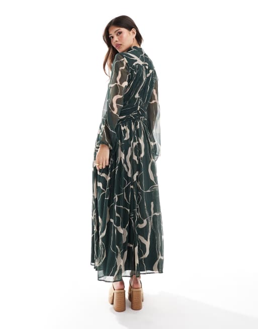 ASOS DESIGN - Højhalset maxikjole med V-detalje, rynker og mørkt print, 2 af 4