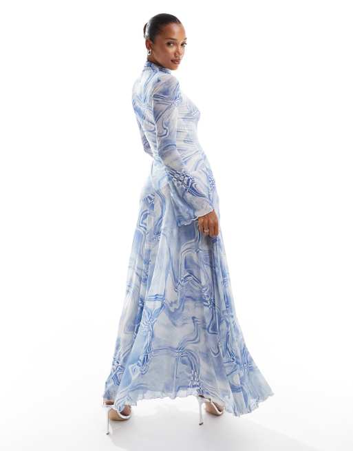 ASOS DESIGN - Højhalset og langærmet maxikjole i A-form med blåt abstrakt print, 3 af 4