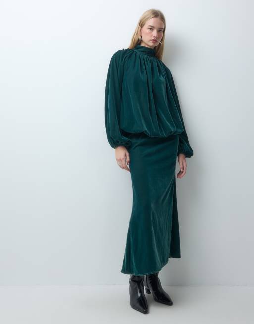 ASOS DESIGN højhalset velour maxikjole i petroleumsblå, 4 af 4