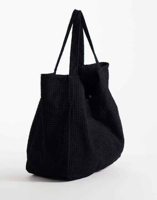 ASOS DESIGN hæklet tote-taske i sort, 4 af 4