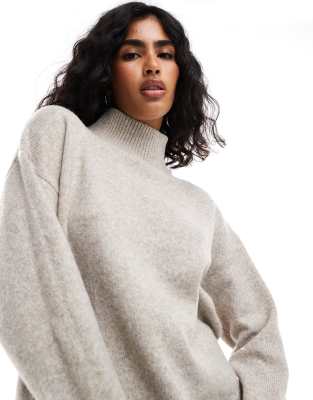 ASOS DESIGN - Hochgeschlossener Strickpullover in Mokka mit umgeschlagenen Bündchen-Neutral