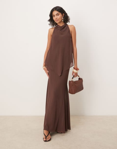 ASOS DESIGN – Hochgeschlossenes, doppellagiges Maxikleid aus Chiffon in Schokobraun - view 1