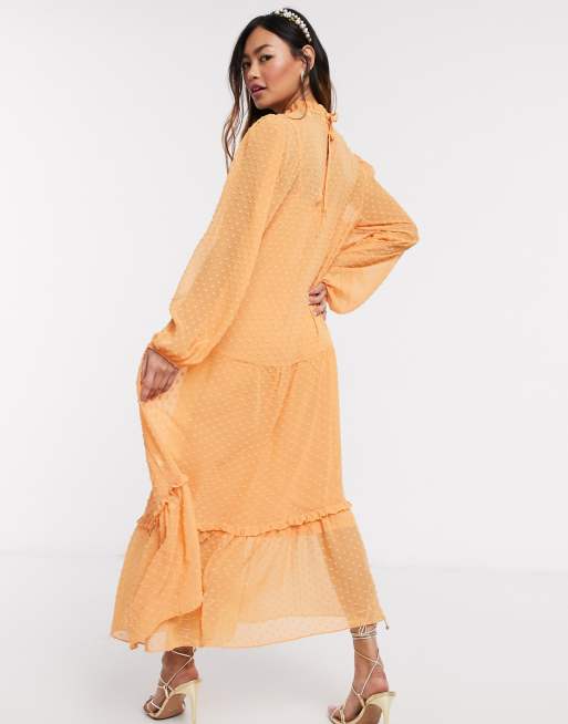 ASOS DESIGN – Hochgeschlossenes, gestuftes Maxikleid in Senfgelb mit Tupfen, 2 von 4