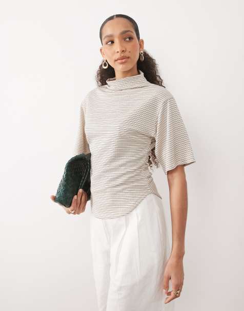 ASOS DESIGN – Hochgeschlossenes, kurzärmliges Oberteil mit Streifen - view 1
