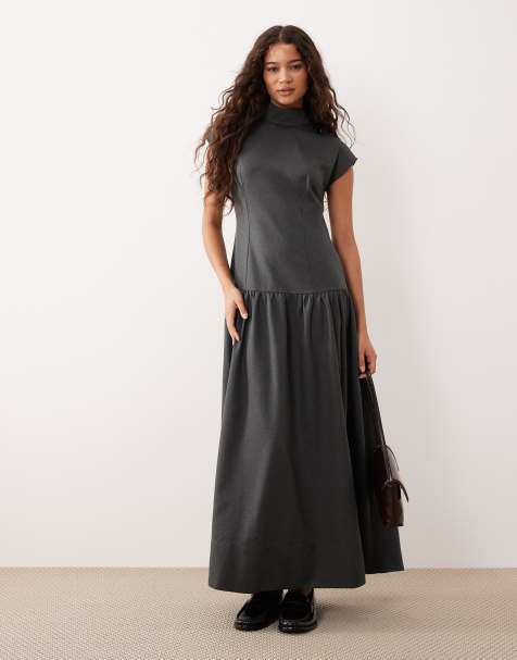 ASOS DESIGN – Hochgeschlossenes Maxikleid in Grau mit tiefer Taille - view 1