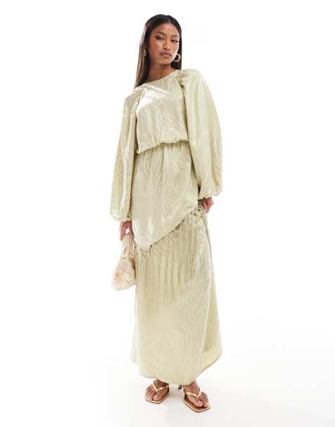 ASOS DESIGN – Hochgeschlossenes Maxikleid in Olivgrün mit Makramee- und Fransendetail - view 1