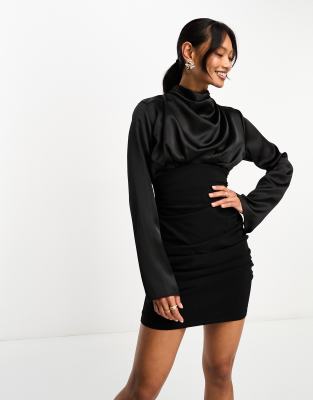 ASOS DESIGN - Hochgeschlossenes Minikleid aus Satin in Schwarz mit strukturiertem Rock