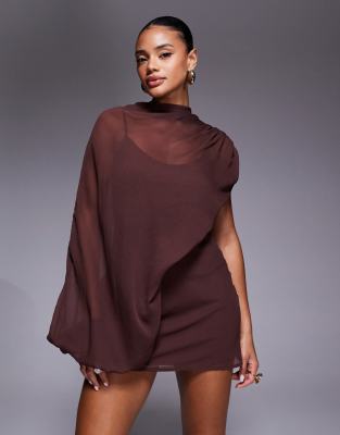 ASOS DESIGN - Hochgeschlossenes Minikleid in Schokobraun mit asymmetrischer Drapierung und Cut-out-Brown