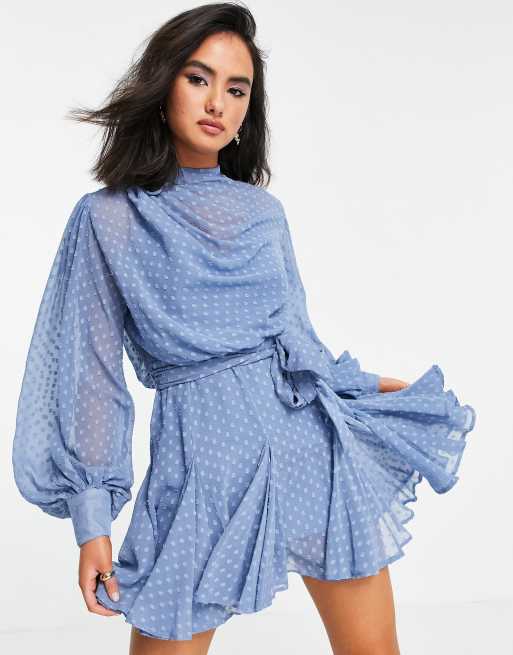 ASOS DESIGN – Hochgeschlossenes Minikleid mit Plisseefalten und Godet-Detail in Stahlblau