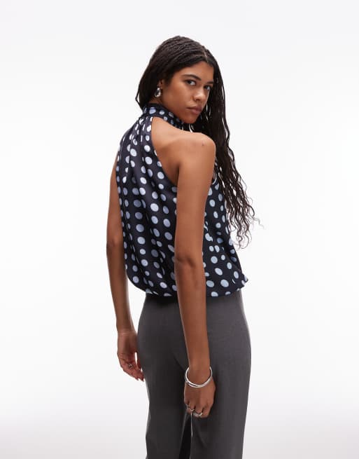 ASOS DESIGN – Hochgeschlossenes Oberteil aus Satin mit Ballonsaum und Punktemuster, 4 von 4