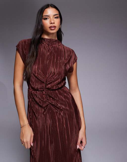 ASOS DESIGN – Hochgeschlossenes Plissee-Midikleid in Schokobraun mit gerafftem Design, 2 von 4