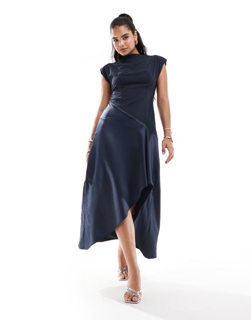 ASOS DESIGN Hochgeschlossenes wadenlanges Kleid aus Satin in Marineblau mit kontrastierendem Design