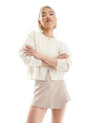 ASOS DESIGN - Hochwertiger eleganter Wickel-Skort aus Ponté-Stoff in Taupe-Neutral
