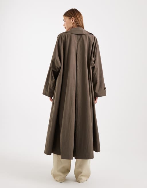 ASOS DESIGN – Hochwertiger Oversize-Trenchcoat in Taupe mit Kimono-Ärmeln, 2 von 4