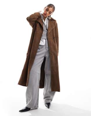 ASOS DESIGN - Hochwertiger Trenchcoat aus Wildleder in Hellbraun-Brown