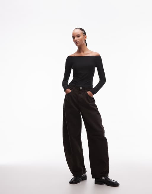 ASOS DESIGN – Hochwertiges, figurbetontes Oberteil in Schwarz mit hohem Carmen-Ausschnitt, 3 von 4