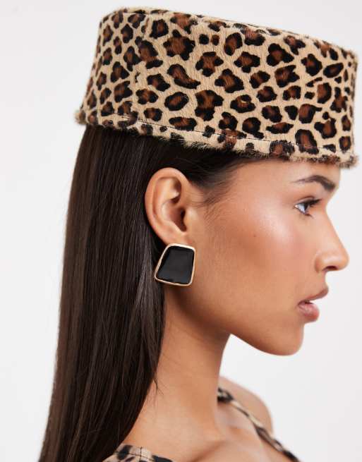 ASOS DESIGN - Hoed van leren vilt bedekt met haartjes in luipaardprint, 4 van 4