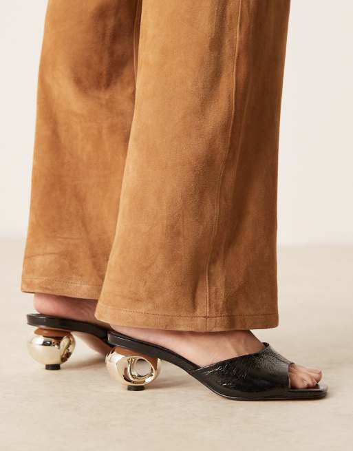 ASOS DESIGN – Holbrook – Czarne klapki na metalowym obcasie, 3 z 4
