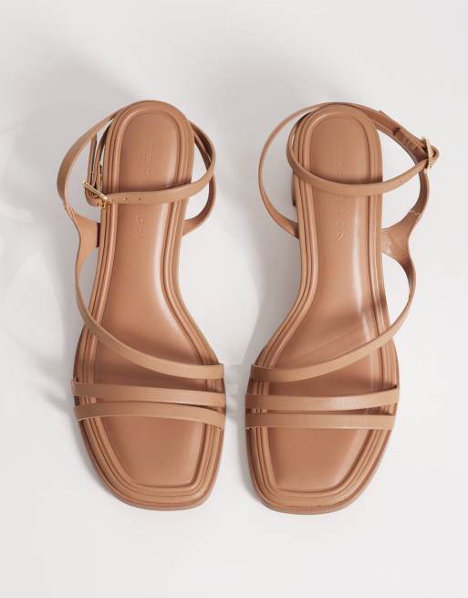 ASOS DESIGN – Honeybee – Beżowe sandały na średnim obcasie klockowym, 3 z 4
