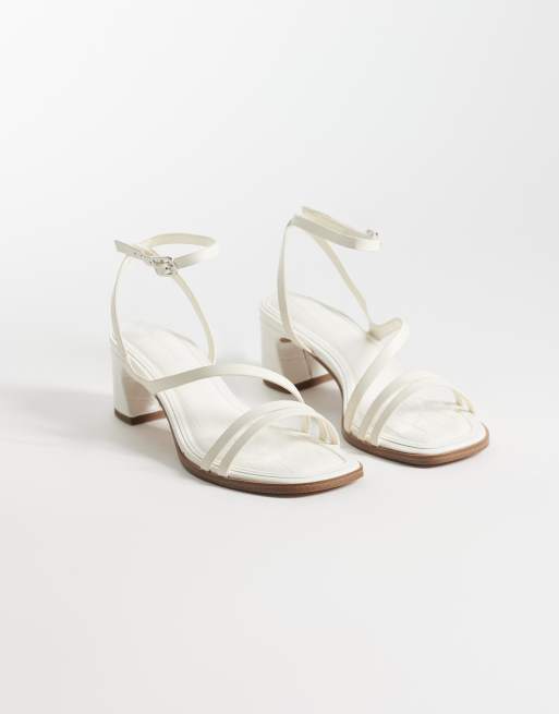 ASOS DESIGN - Honeybee - Sandales effet croco à talon carré mi-haut - Blanc cassé, 2 de 4