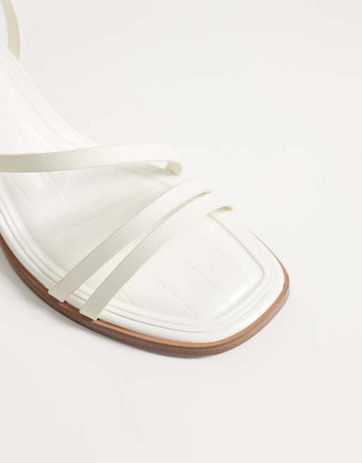 ASOS DESIGN - Honeybee - Sandales effet croco à talon carré mi-haut - Blanc cassé, 3 de 4