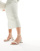 Thumbnail 2 van 4