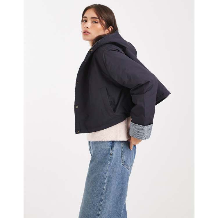 207988141-1-navy?$n_750w$&wid=