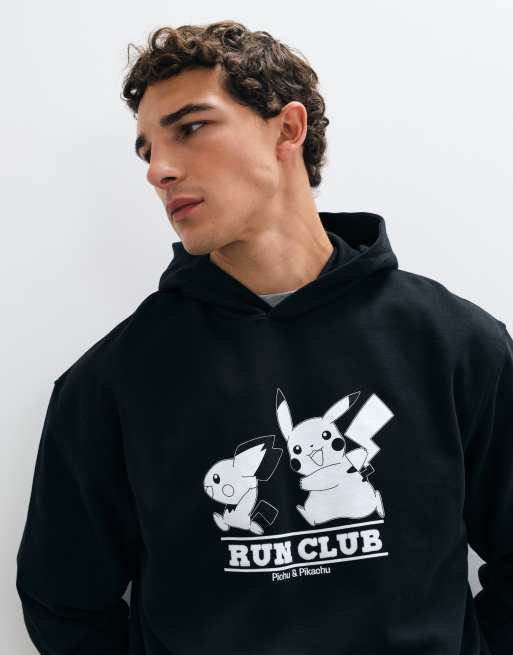 ASOS DESIGN hoodie décontracté avec imprimé Pokémon Pikachu en noir, 2 de 5
