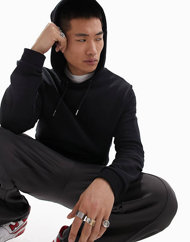ASOS DESIGN - hoodie in black