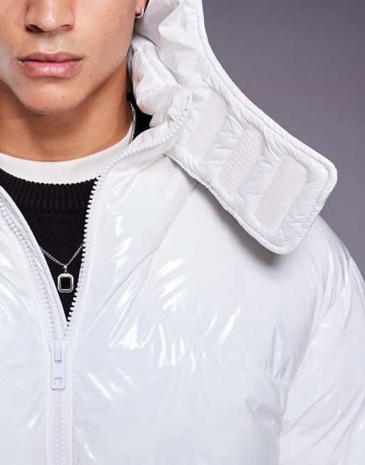 ASOS DESIGN - Hoogglanzend gewatteerd jack in wit, 3 van 4