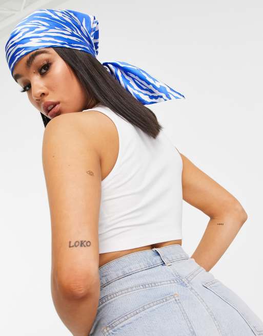 ASOS DESIGN - Hoogsluitend super cropped hemdje in wit, 2 van 4