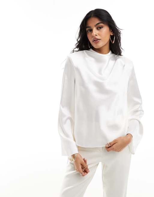 ASOS DESIGN - Hoogsluitende blouse met gedrapeerde rug en lange mouwen in ivoorwit
