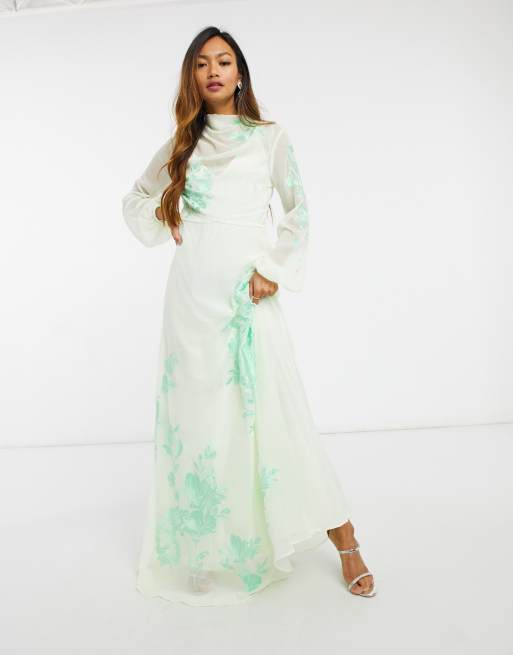 ASOS DESIGN - Hoogsluitende geborduurde lange jurk in zacht mintgroen