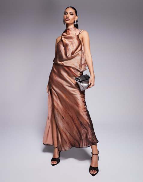 ASOS DESIGN - Hoogsluitende gedrapeerde maxi jurk in abstracte print - view 1