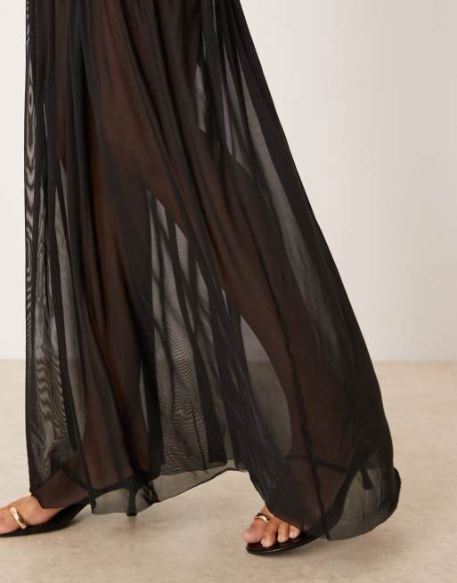 ASOS DESIGN - Hoogsluitende maxi-jurk met met een rok van mesh in zwart, 4 van 4
