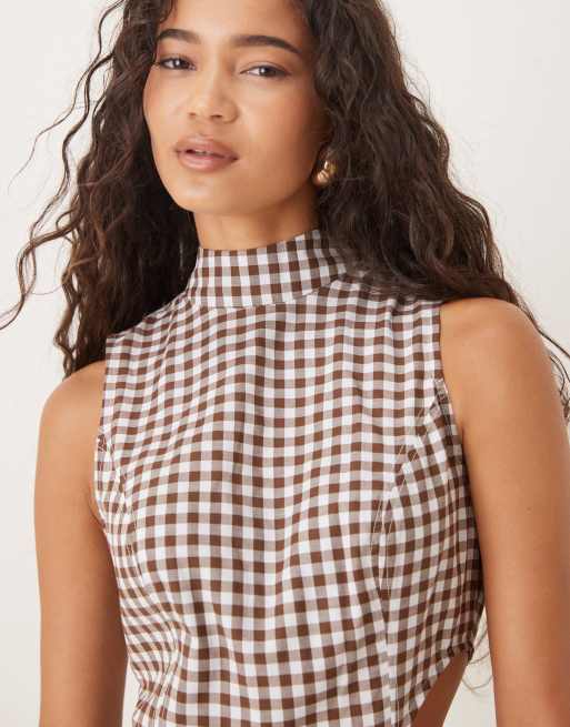 ASOS DESIGN - Hoogsluitende midaxi jurk met open taille en gingham ruit in chocoladebruin, 2 van 4