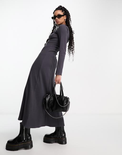 ASOS DESIGN - Hoogsluitende midi jurk met contrasterende stiksels in donkergrijs