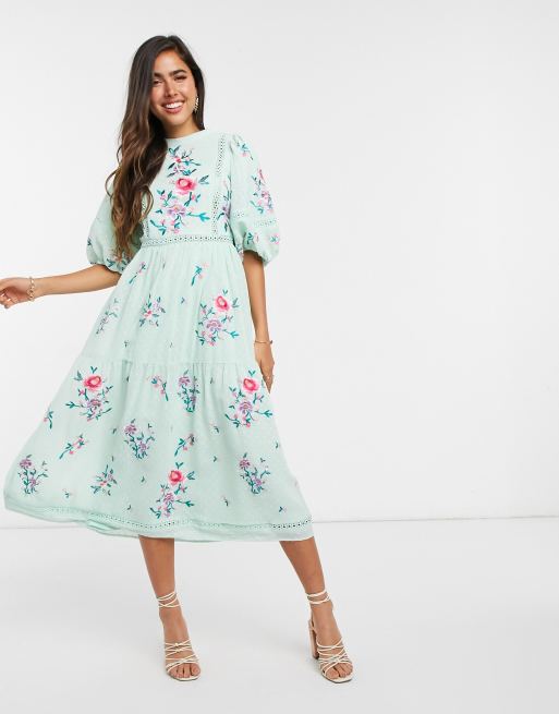 ASOS DESIGN - Hoogsluitende midi-jurk met dobby-borduursel en kanten afwerking in blauw
