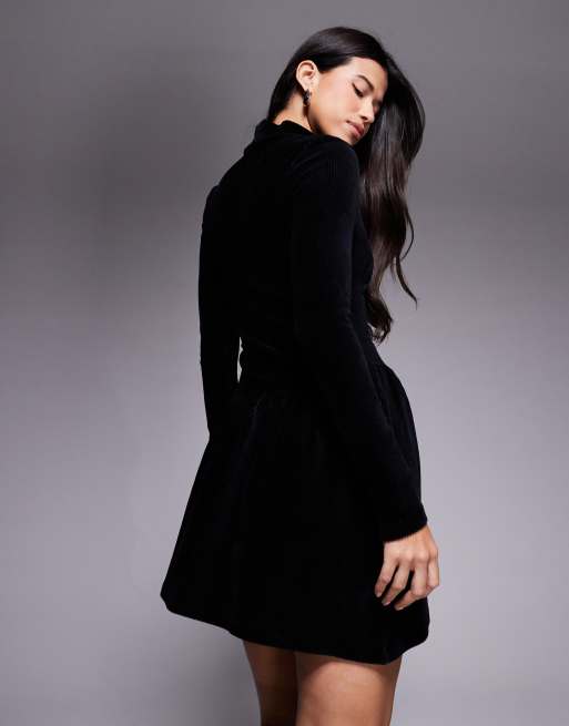 ASOS DESIGN - Hoogsluitende mini-jurk van corduroy met lange mouwen in zwart, 4 van 4