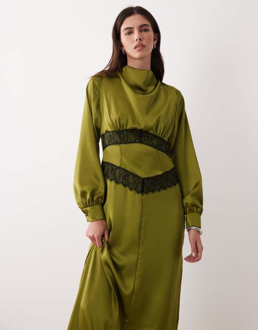 ASOS DESIGN - Hoogsluitende satijnen maxi jurk met kanten detail in olijfgroen, 2 van 4