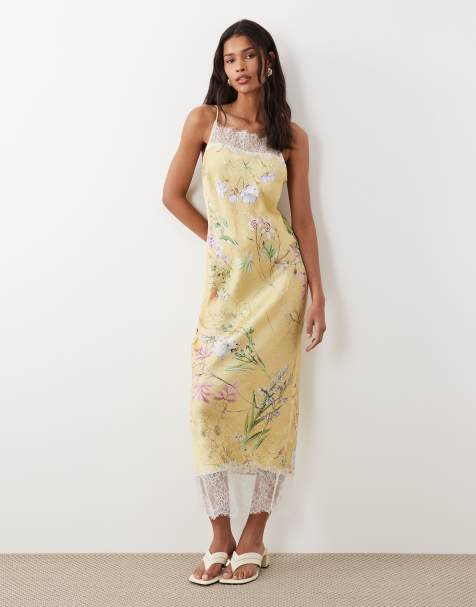 ASOS DESIGN - Hoogsluitende satijnen midi cami-jurk met kanten randen en bloemenprint in geel - view 1