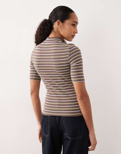 ASOS DESIGN - Hoogsluitende top met miniribbels en halflange mouwen in groen, 4 van 4